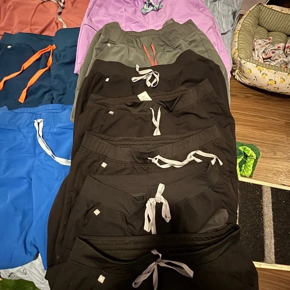 Figs Black Technical Collection Scrub Pants - Picture 10 of 10